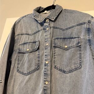 Jane and Delancey Women’s Blue Button Down Shirt